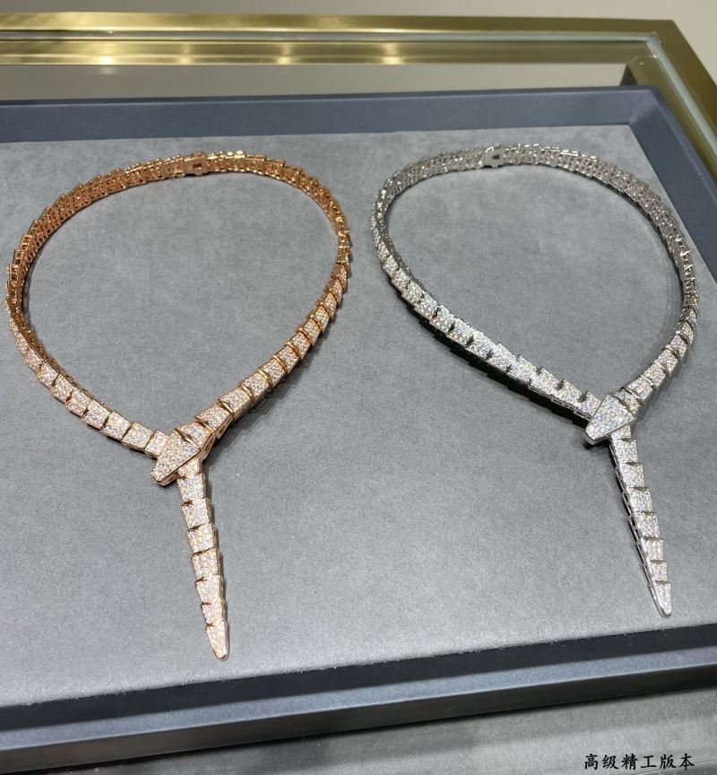 Bv1g*ai necklaces
